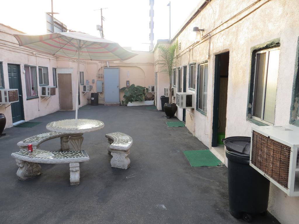 Copacabana Inn Los Angeles Bagian luar foto